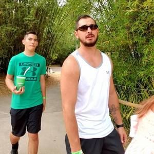 Meet your Posher, Eddie